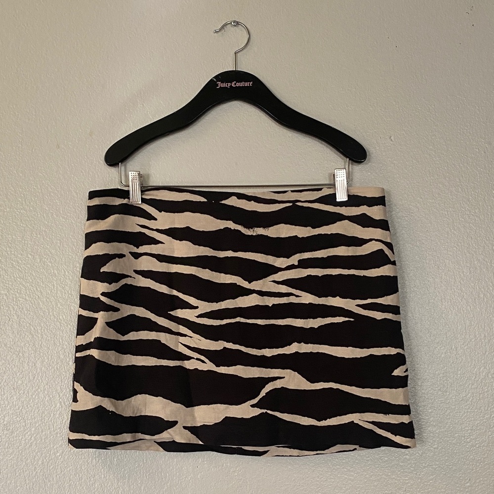 H&M Cream Zebra Print Skirt